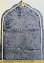 Charger l'image dans la galerie, tapis dome gris foncé