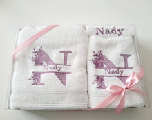 Charger l'image dans la galerie, Coffret serviette personnalisée Nady