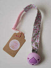 Charger l'image dans la galerie, attache tétine violette coeur