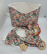 Charger l'image dans la galerie, Coffret naissance fleuri rouge