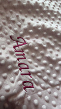 Charger l'image dans la galerie, Couverture en Minky Personnalisée

