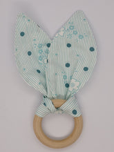 Charger l&#39;image dans la galerie, Anneau motif fleur bleue
